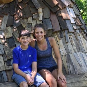 Meet your Posher, Hannah